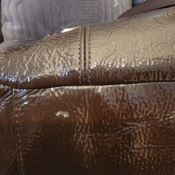 Coach Mohogany Patent Leather Gallery Tote - Picture 3 of 9
